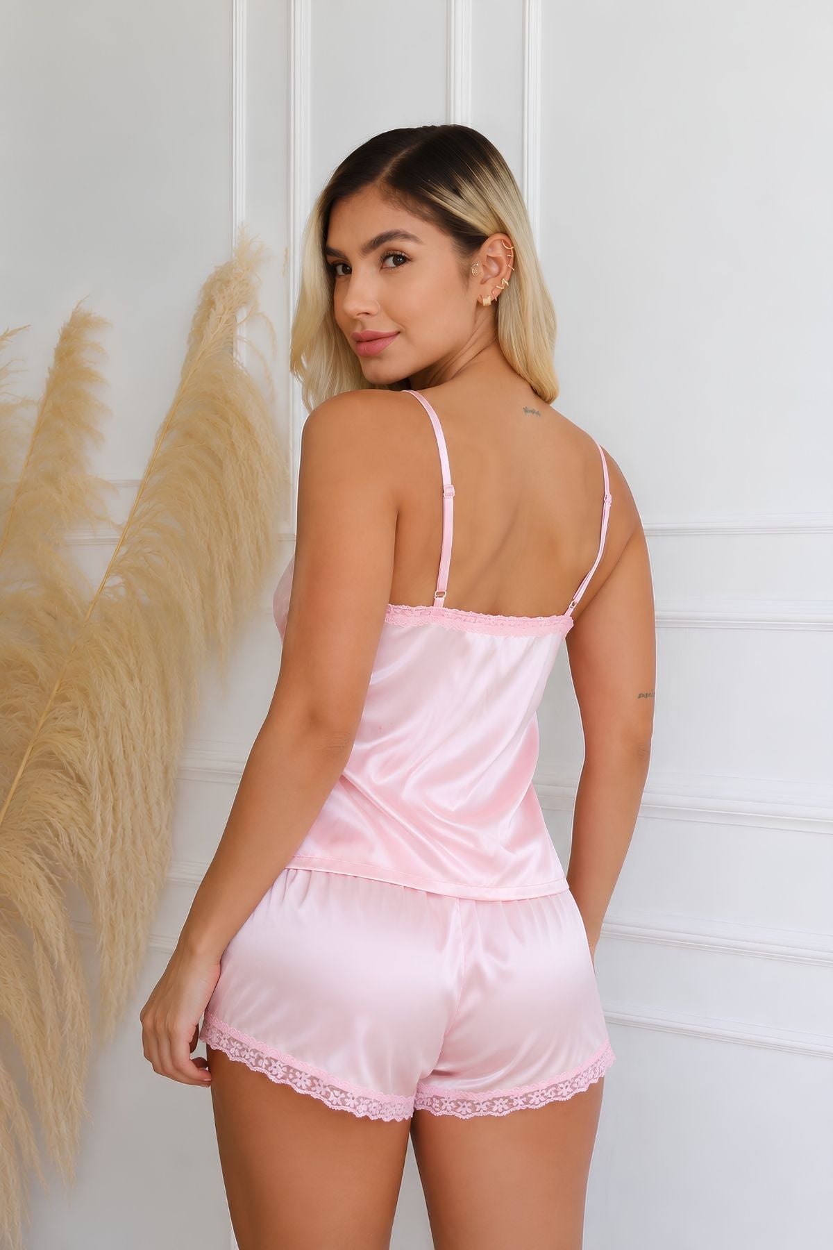 PIJAMA SATIN BLONDA TIRAS SHORT ROSA